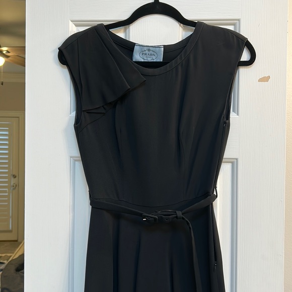 Prada Dress absolutely gorgeous - Picture 1 of 7
